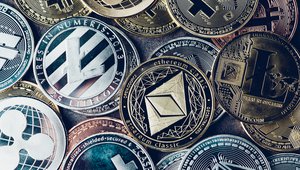 Are altcoins hurting blockchain?
