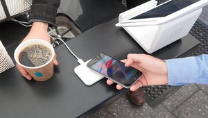 The acceptance dilemma of bitcoin and mobile payments